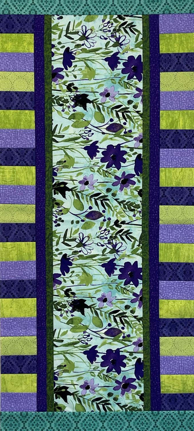 Fab-Focus Table Runner Pattern – Bits 'n Pieces Quilt Shop