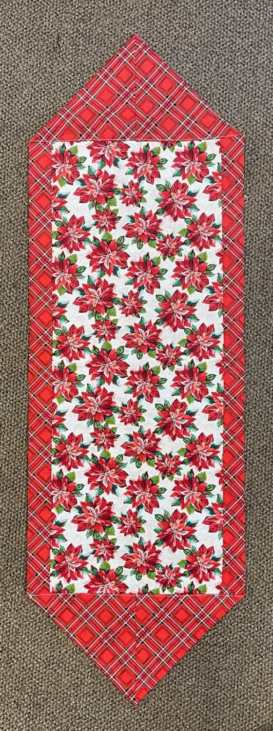 10-Minute Table Runner Fabric Kit Holiday Greetings Red