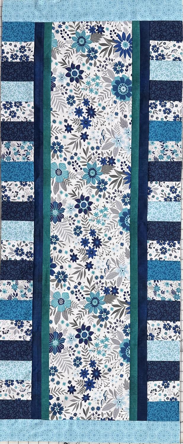 Fab-Focus Tablerunner - Among The Wildflowers, no pattern