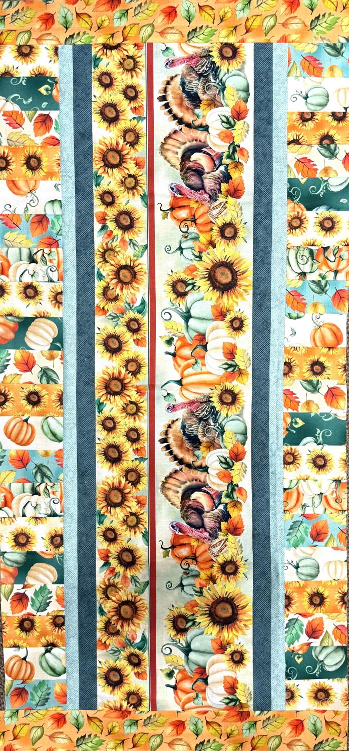 Fab-Focus Tablerunner - Give Thanks, no pattern