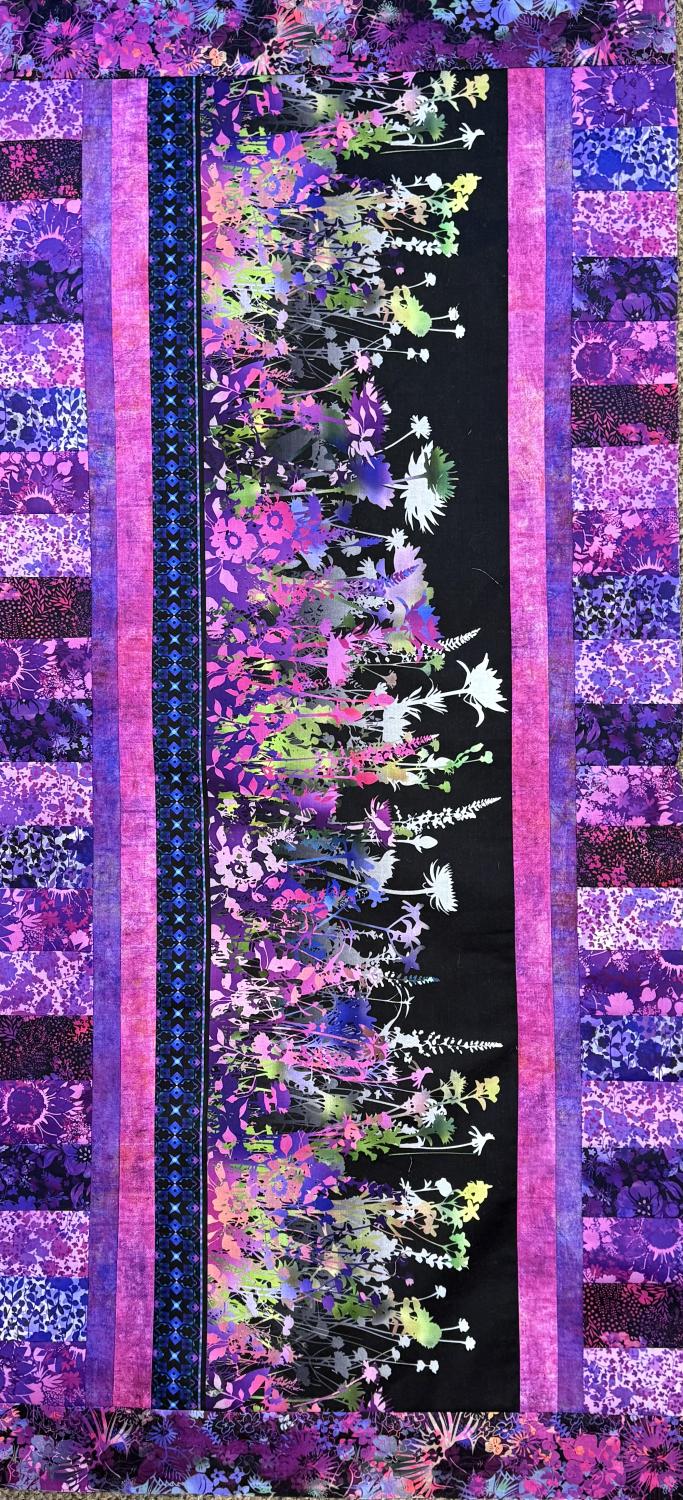 Fab-Focus Tablerunner - I Dream in Color, no pattern