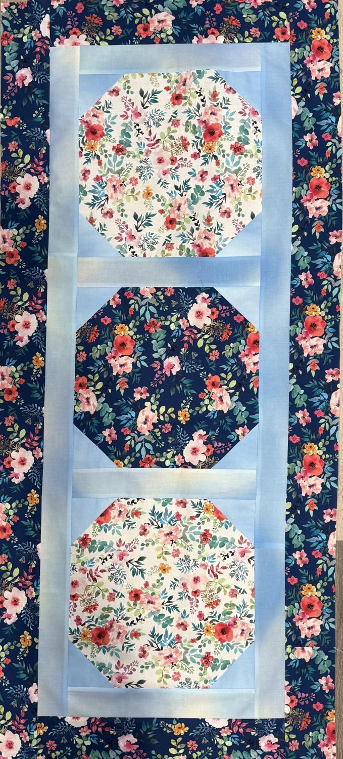 Glorious Garden - Window Pane Table Runner Kit