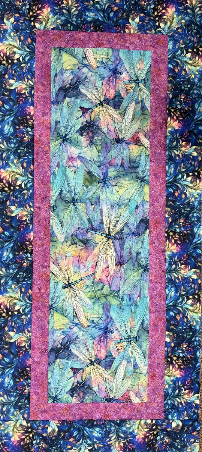 Tammy Table Runner Kit - Dragonfly Illusion