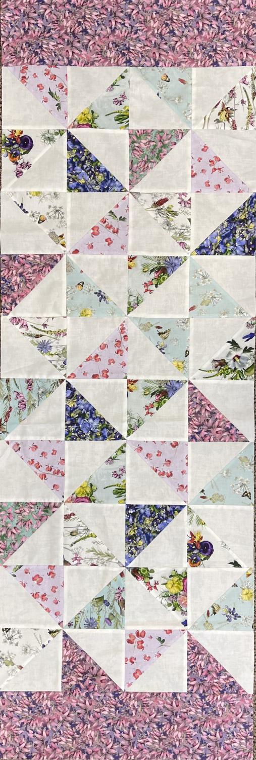 Tina's Wildflowers - Pinwheel Picnic Tablerunner Kit