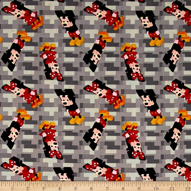 Mickey and Minnie Crossy Road